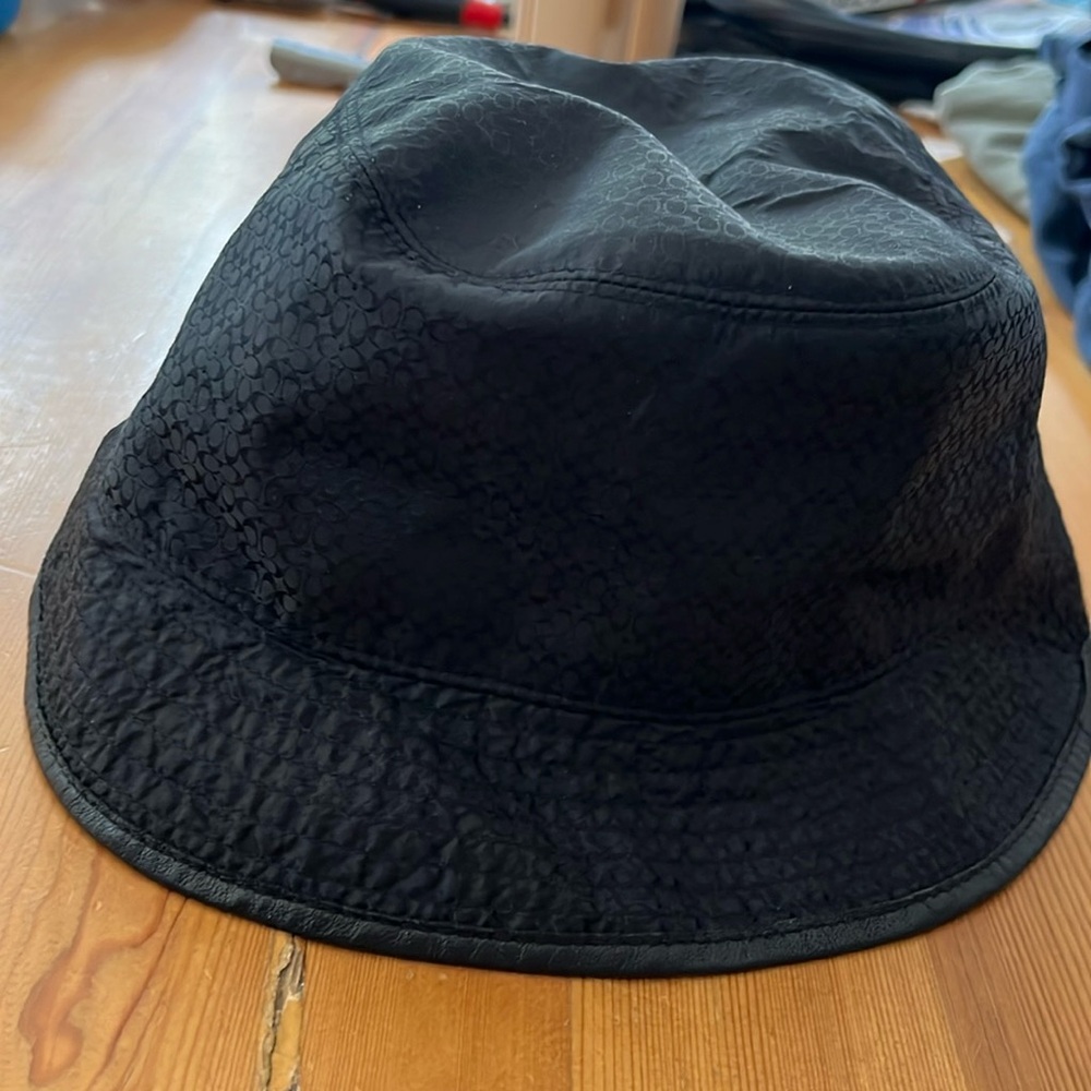 New Without Tags, Coach Black Bucket Hat, size M/L